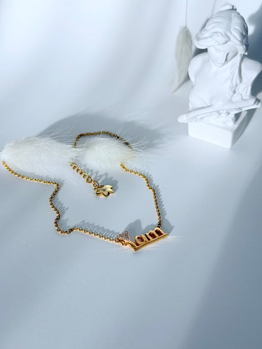 “I love who I am” Necklace -Gold