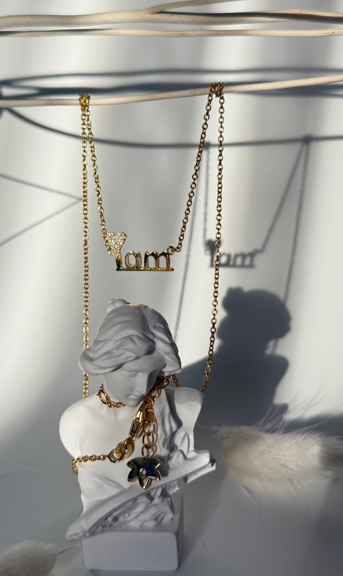 “I love who I am” Necklace -Gold