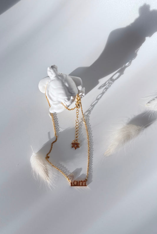 “I love who I am” Necklace -Gold