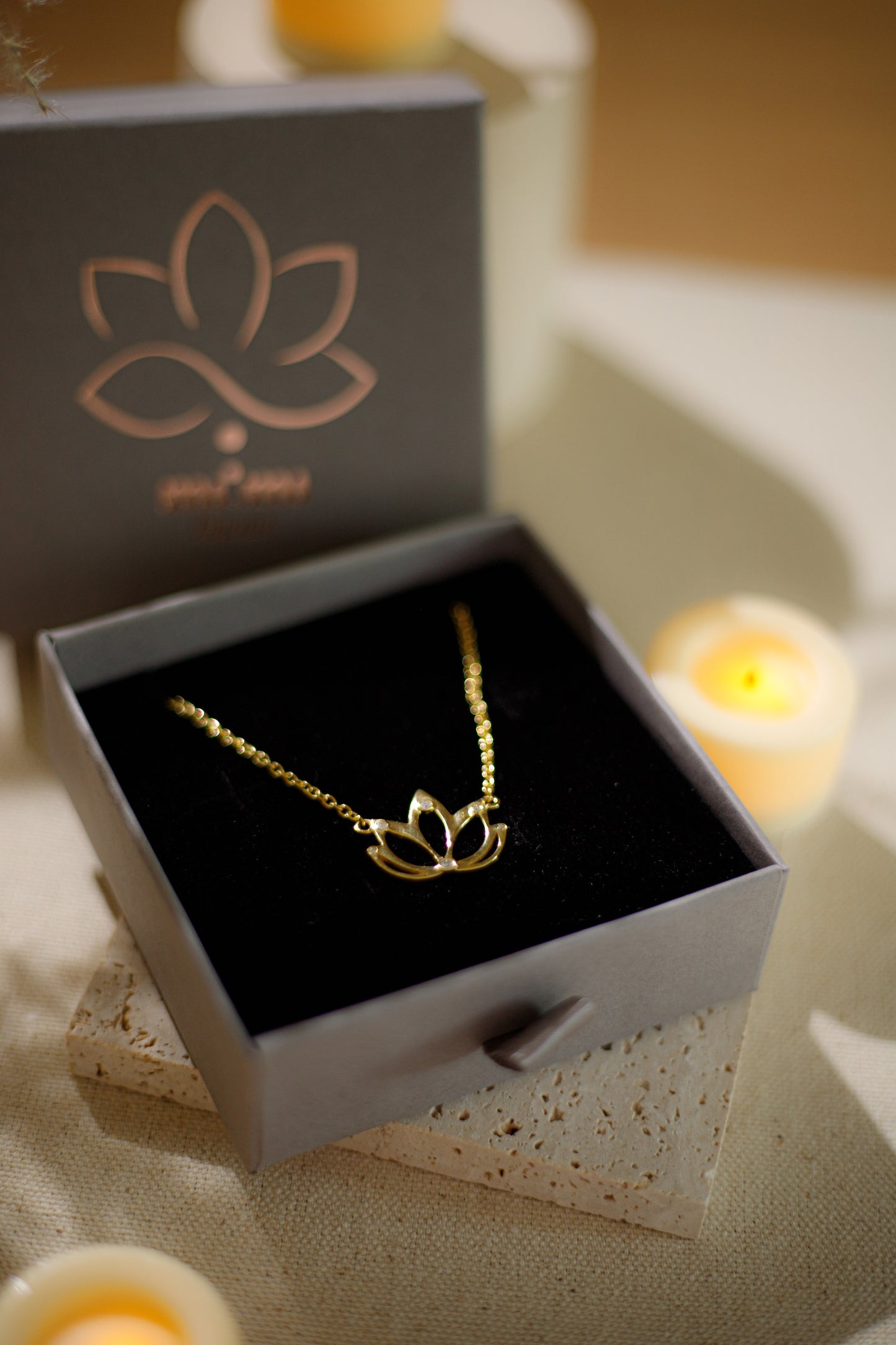 Lotus Glow Necklace-Gold