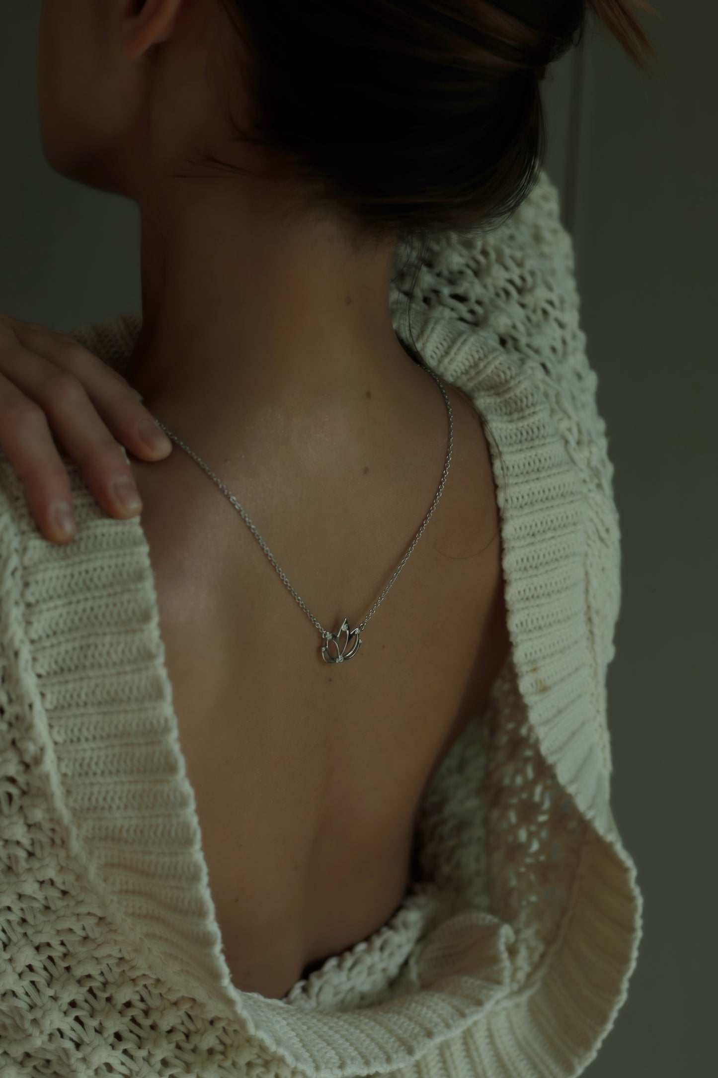 Lotus Glow Necklace-Silver